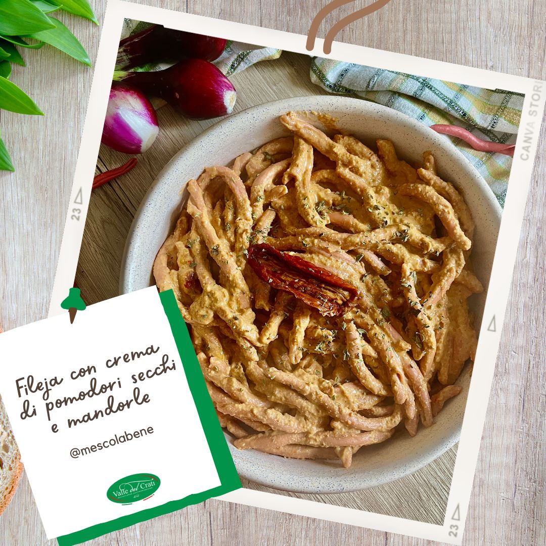 Fileja con crema di pomodori secchi e mandorle